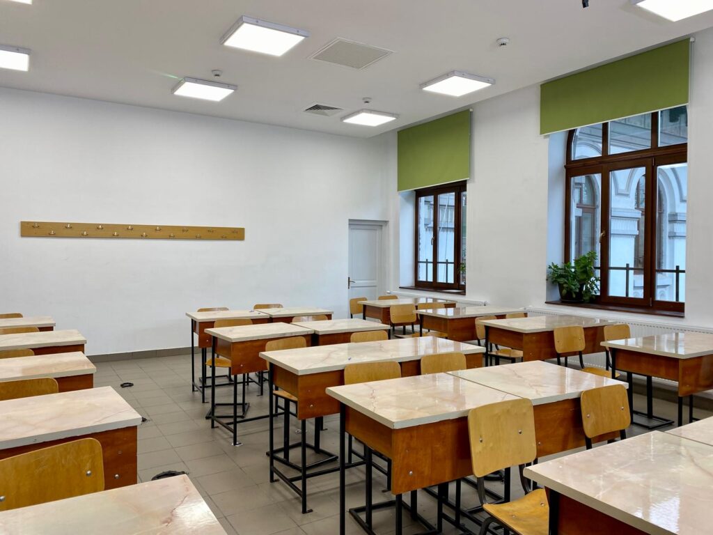 Lucrări finalizate la Colegiul Național „Zinca Golescu” din Pitești!