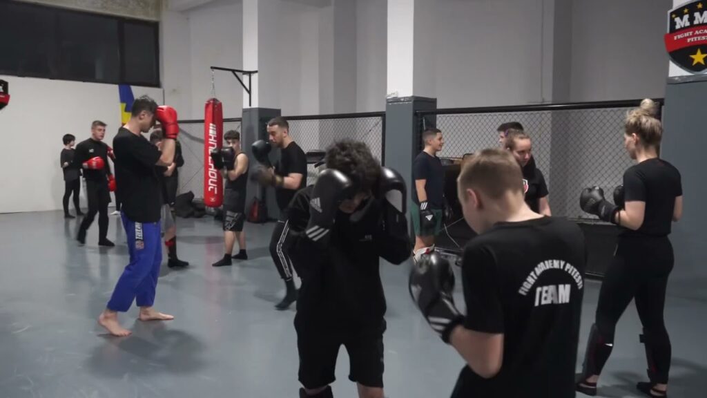 FIGHT ACADEMY PITEȘTI, SUCCES RĂSUNĂTOR LA CUPA VIPER ARENA