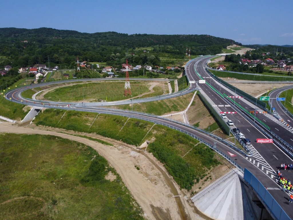 Autostrada Pitești – Sibiu: Tronsonul dintre Băiculești și Curtea de Argeș, deschis traficului rutier!