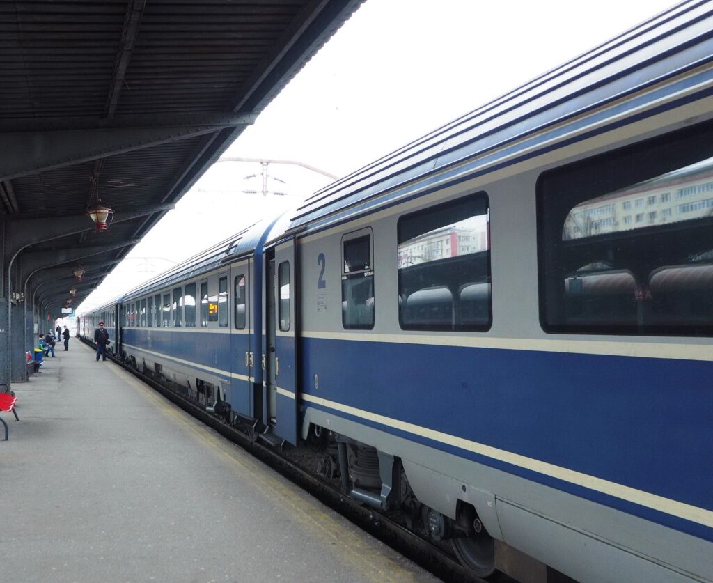 PROPUNERE ÎN ANALIZĂ ¬– CFR REACȚIONEAZĂ LA SOLICITAREA UNUI TÂNĂR