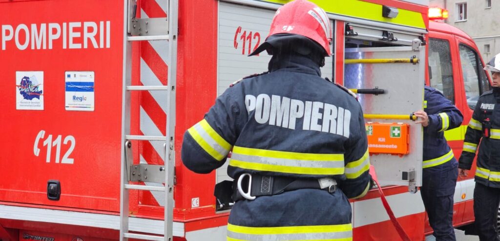 WEEKEND PLIN DE INTERVENȚII PENTRU POMPIERII ARGEȘENI