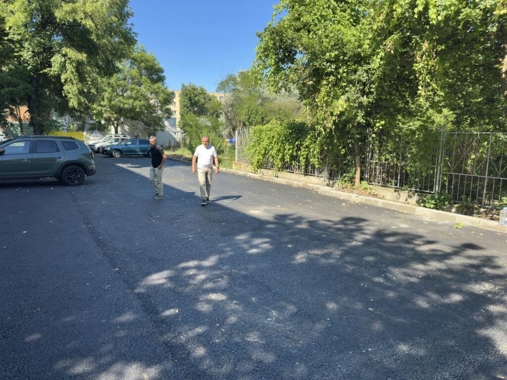 O nouă parcare a fost amenajată în Pitești!