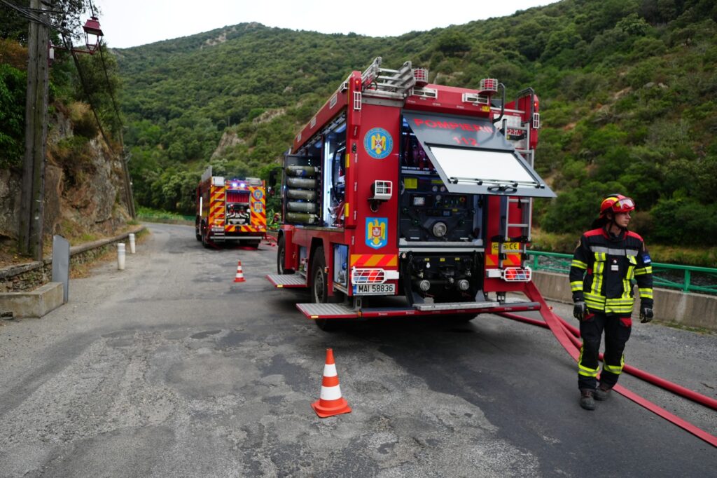Pompierii români, în prima linie a luptei cu incendiile de pădure din Franța