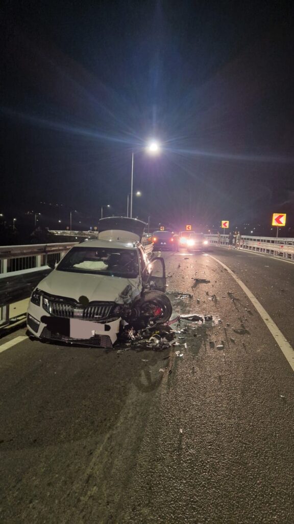 Accident pe breteaua de legătură între A1 și DN7C! Trei răniți transportați la spital