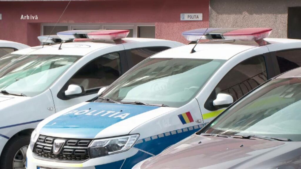 VIDEO – Urmărire pe DN 73! Mașină furată, blocată de polițiști în trafic