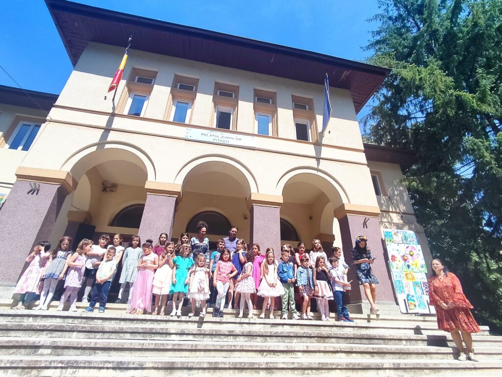 VACANȚĂ ACTIVĂ PENTRU ELEVII PALATULUI COPIILOR