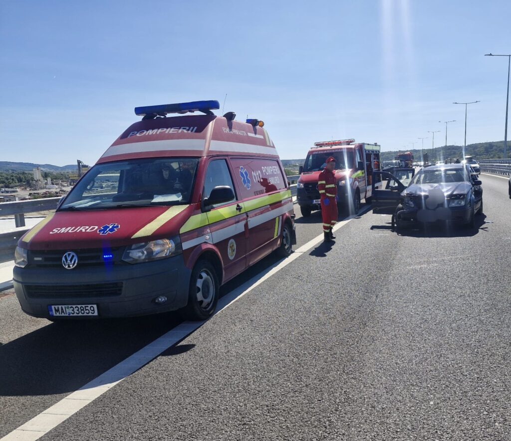 Accident pe Autostrada A1, sensul către Curtea de Argeș! Un copil a fost rănit grav