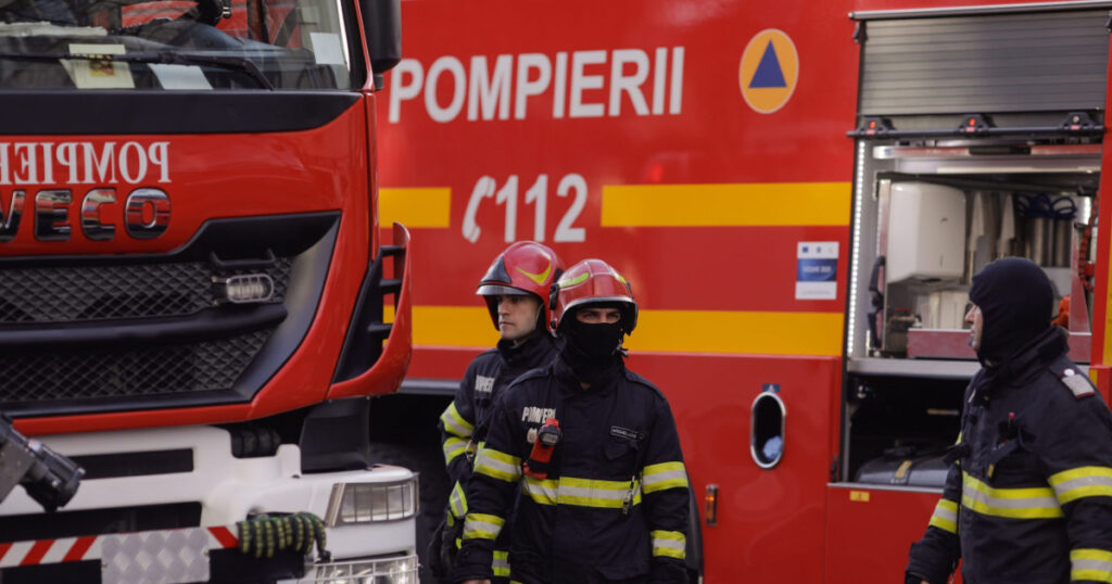 GOSPODĂRIE MISTUITĂ DE FLĂCĂRI ÎN COSTEȘTI