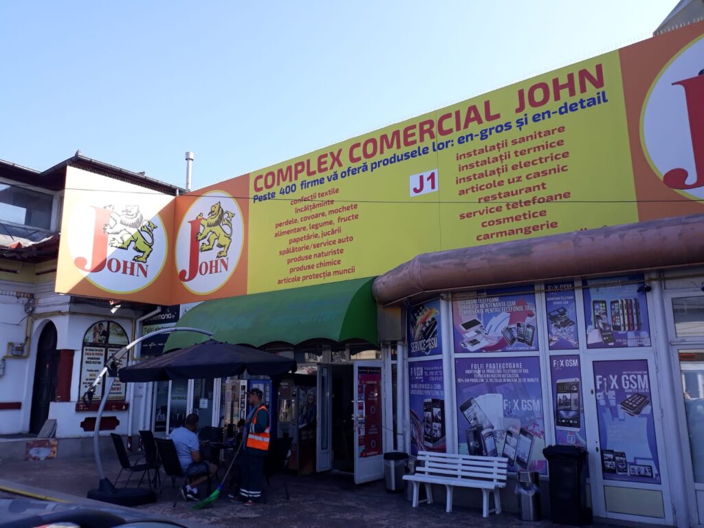 FABRICA DE CAMPIONI DE LA JOHN