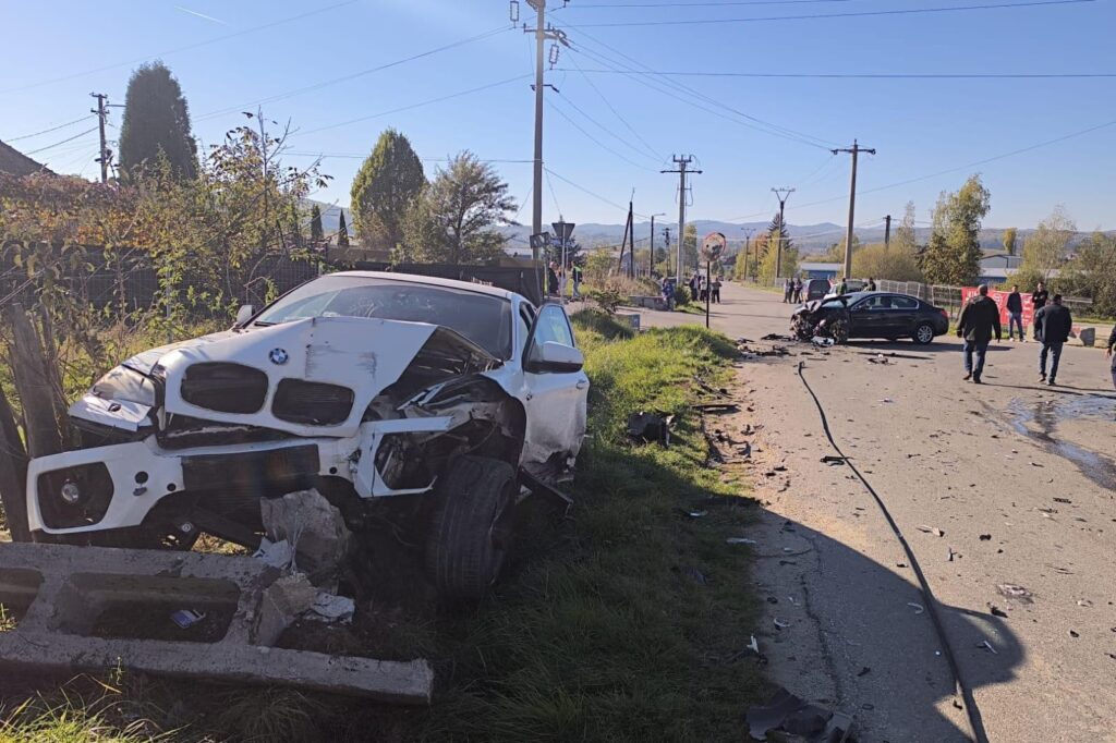 ACCIDENT GRAV LÂNGĂ PITEȘTI — UN DUSTER S-A FĂCUT PRAF