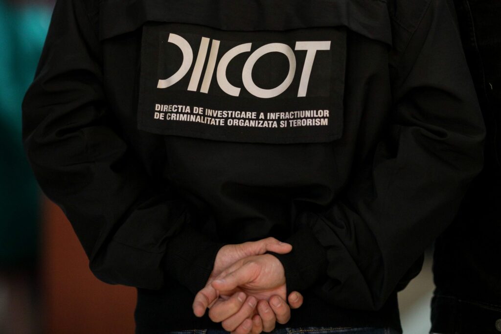 PROTECȚIE PENTRU O GRUPARE DE CĂMĂTARI