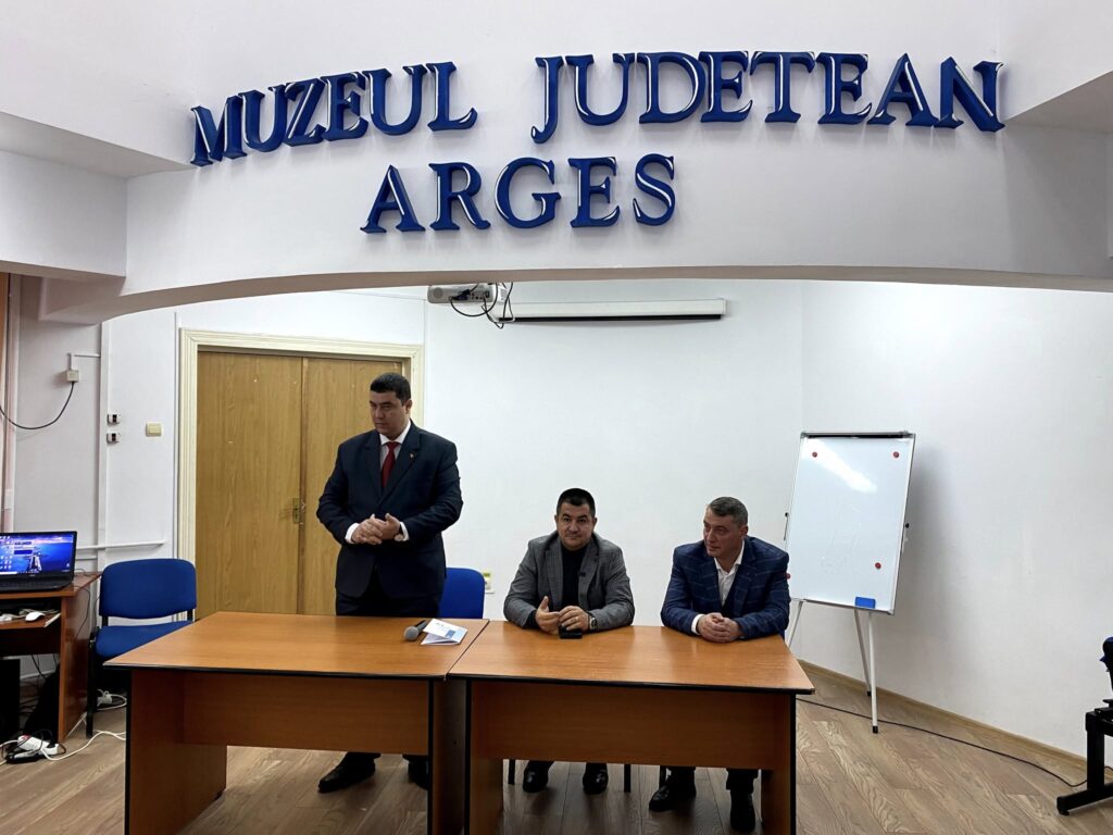 Lansarea celei de-a 55-a ediții a Sesiunii Naționale de Comunicări Științifice la Muzeul Județean Argeș