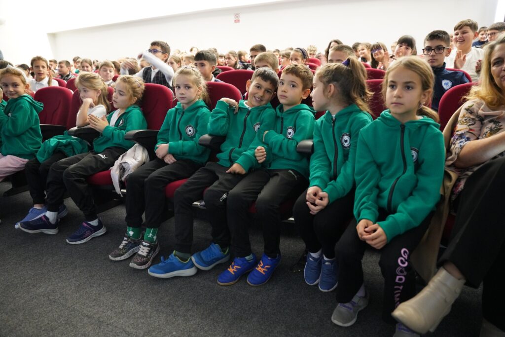 Bascov: 200 de copii au participat la acțiunea „Azi sunt profu’ tău de sport!”