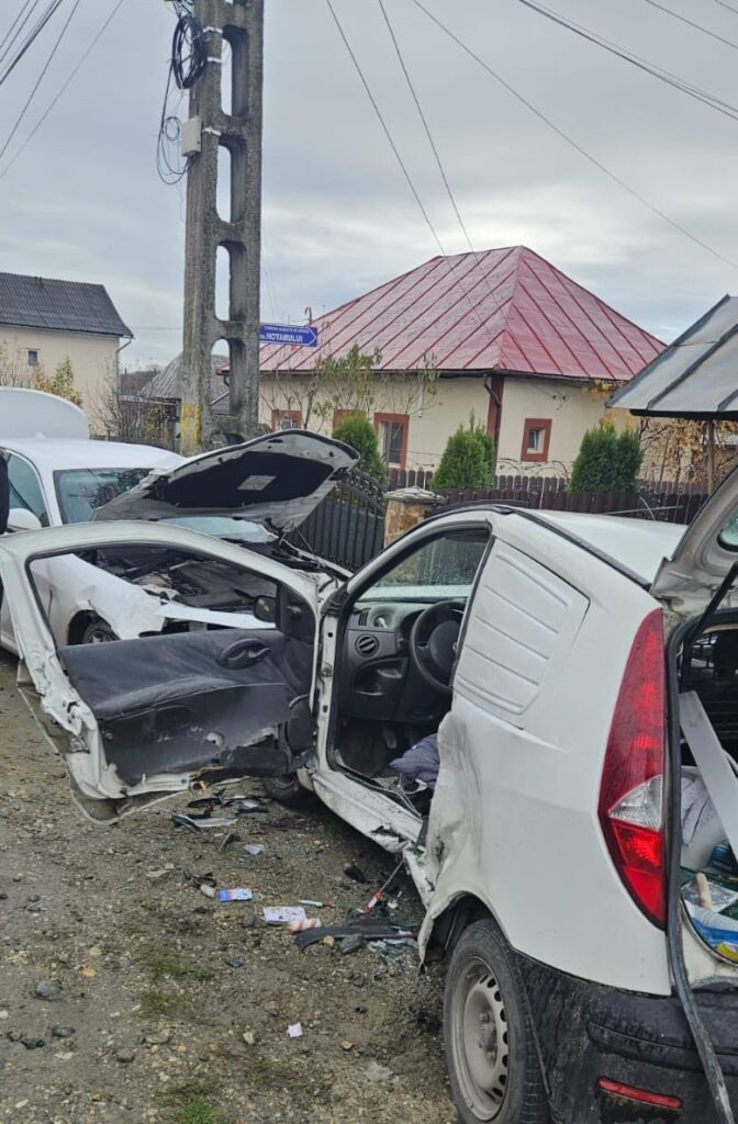 Accident grav într-o localitate din Argeș