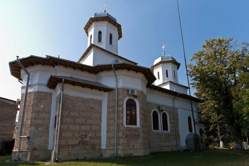 DESCOPERIRE URIAȘĂ SUB CEA MAI VECHE BISERICĂ DIN PITEȘTI