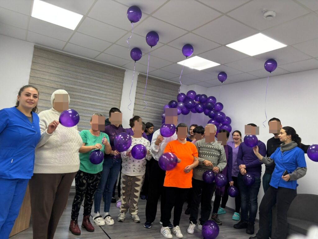 Ziua Internațională a Persoanelor cu Dizabilități, marcată prin activități interactive la Pitești