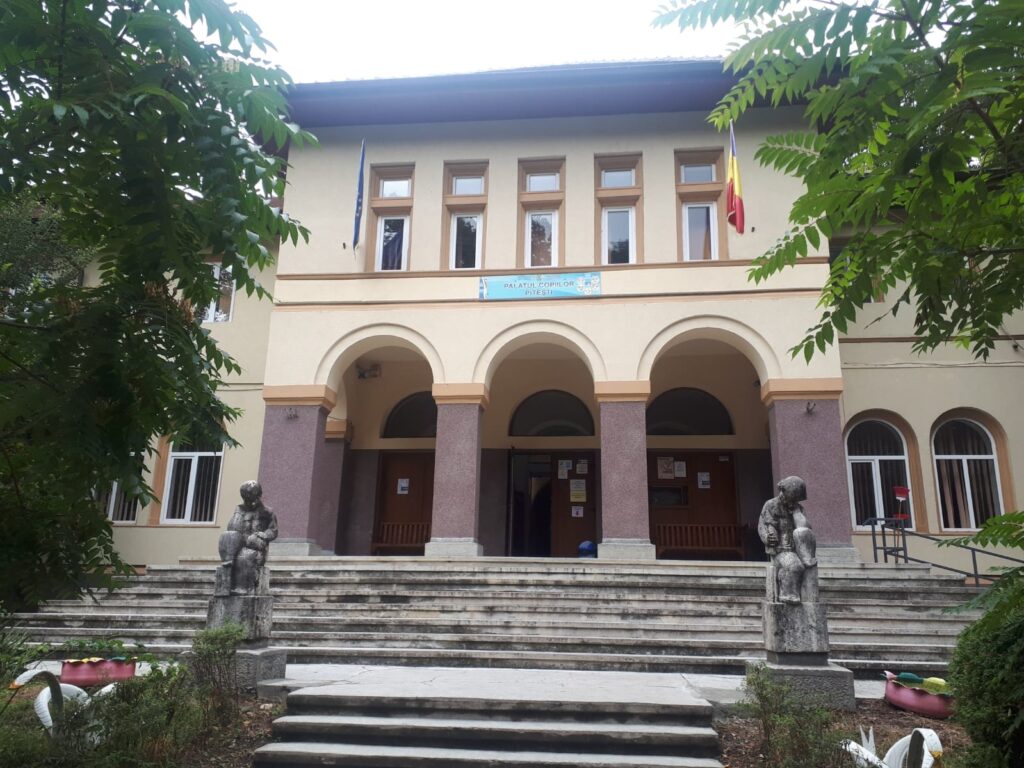PALATUL COPIILOR PITEȘTI – LOCUL UNDE CREATIVITATEA PRINDE VIAȚĂ