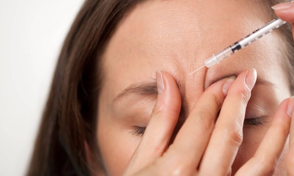 CÂȘTIGA UN TRATAMENT CU BOTOX PENTRU ÎNTINERIREA FEȚEI