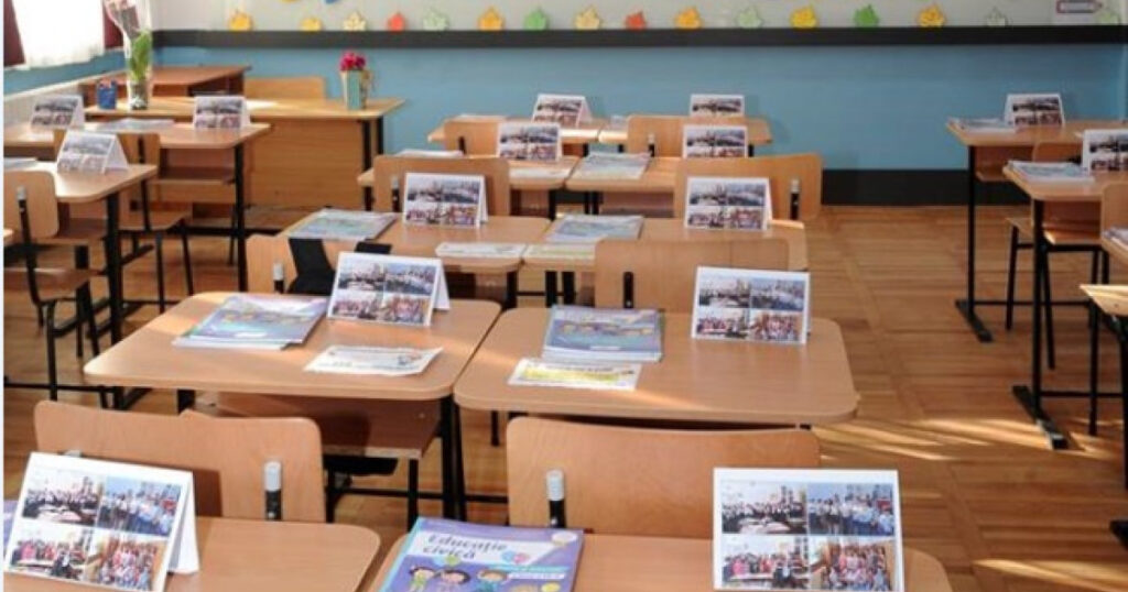 AVERTISMENT PENTRU PĂRINȚI FĂRĂ MINI VACANȚE MASCATE