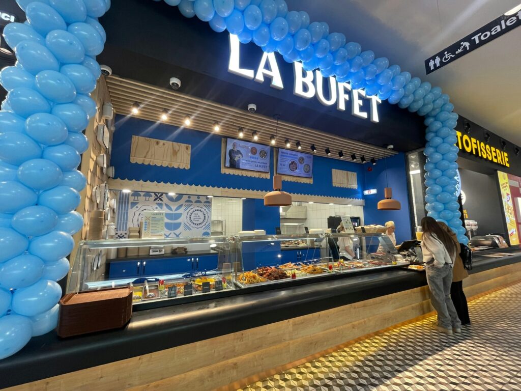 S-a deschis restaurantul La Bufet în Argeș Mall!