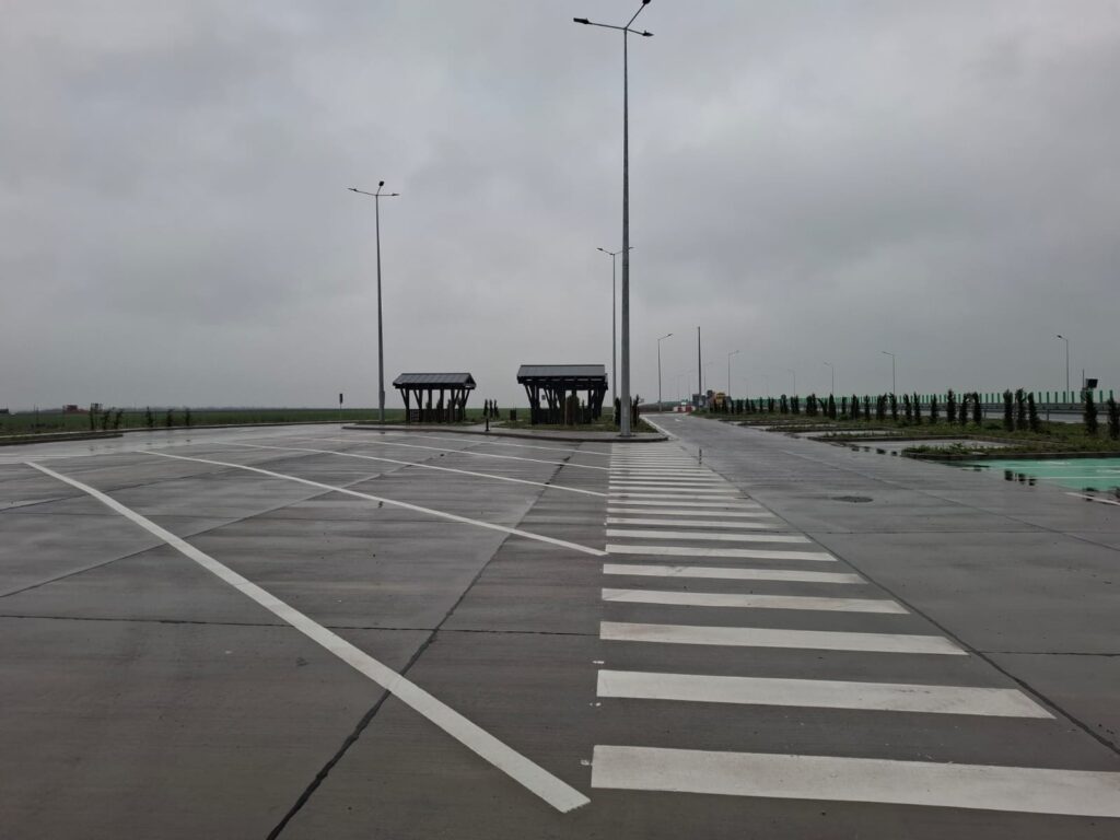 Noi facilități pe Drumul Expres Craiova–Pitești: parcări moderne și servicii esențiale, disponibile de astăzi!