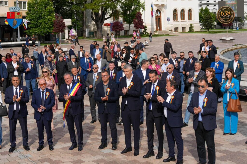 Pitești 638: Ședință festivă de excepție și un nou Cetățean de Onoare, la Zilele Municipiului!