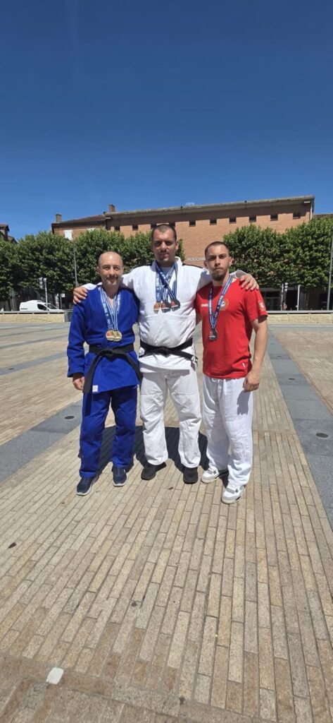 Pompierul argeșean Vlad Oprescu, din nou pe podiumul european! Aur la judo și două medalii de argint la EuroGames 112