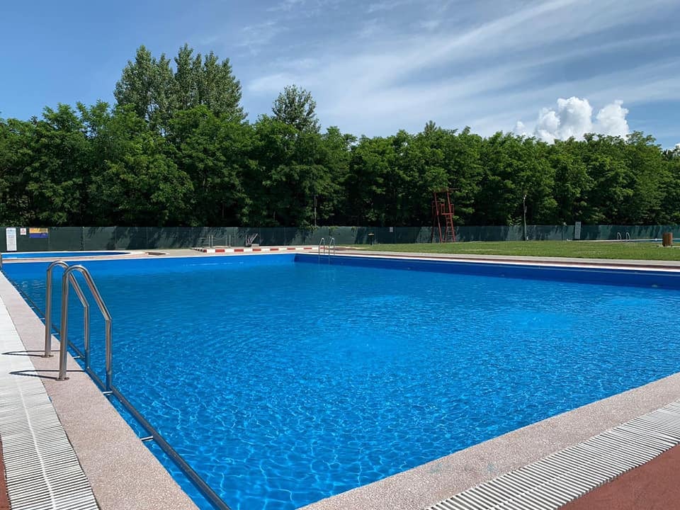 Start pentru sezonul estival la Pitești! Ștrandurile Costache Negri și Trivale se deschid luni, 15 iunie