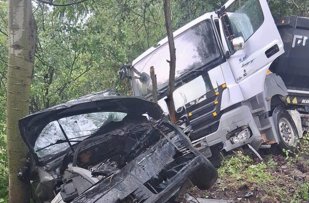 Accident grav în Argeș! Patru persoane au nevoie de îngrijiri medicale