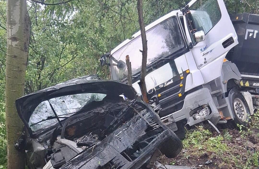 Accident grav în Argeș! Patru persoane au nevoie de îngrijiri medicale