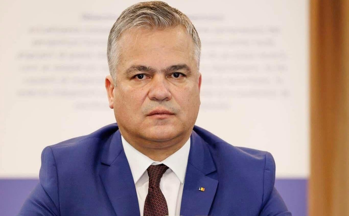 Plan de salvare pentru Guvernul Veștea: Premierul desemnat caută sprijin în tot Parlamentul și deschide dialogul cu AUR