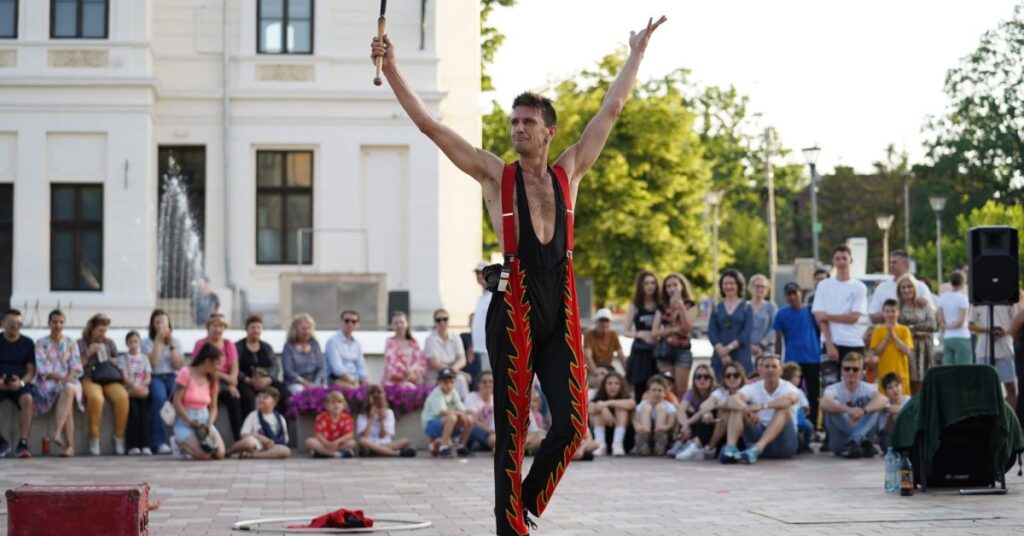 Festivalul Internațional de Teatru în Stradă revine la Pitești între 5 și 7 iunie