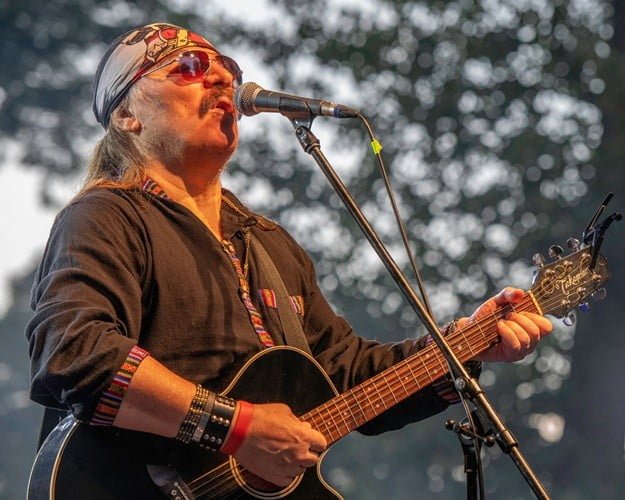 Folk în Parc, o nouă serie de spectacole în aer liber la Pitești. Intrarea este liberă