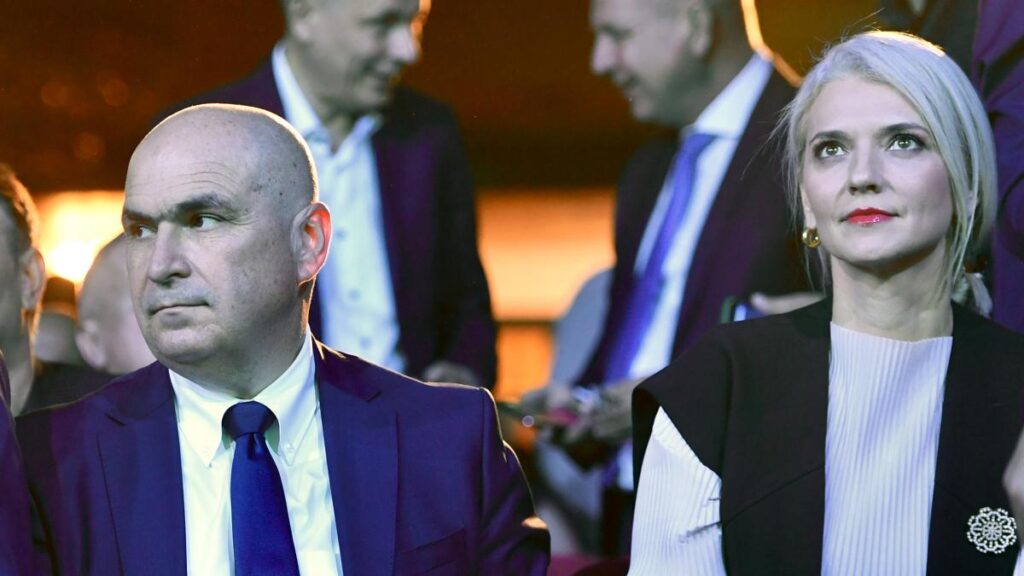 Congresul PNL cere demisia Alinei Gorghiu. Se invocă excluderea din partid