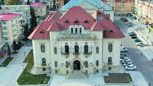 Aproape 860.000 de lei din PNRR vor fi alocați pentru investiții în Câmpulung.