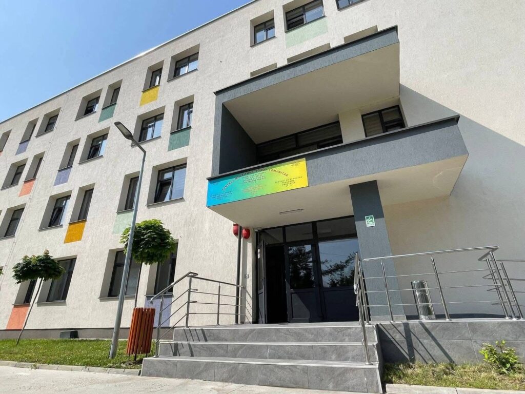 Finanțare de aproape 5 milioane de lei pentru Pitești! Peste 100 de seniori vulnerabili vor primi îngrijire și sprijin la domiciliu prin proiectul „Hearts at home”