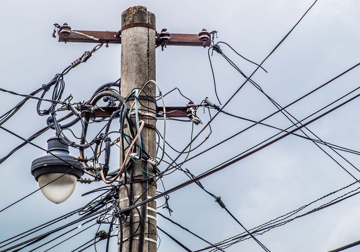 Argeș: Zonele în care va lipsi curentul electric între 3 și 7 august