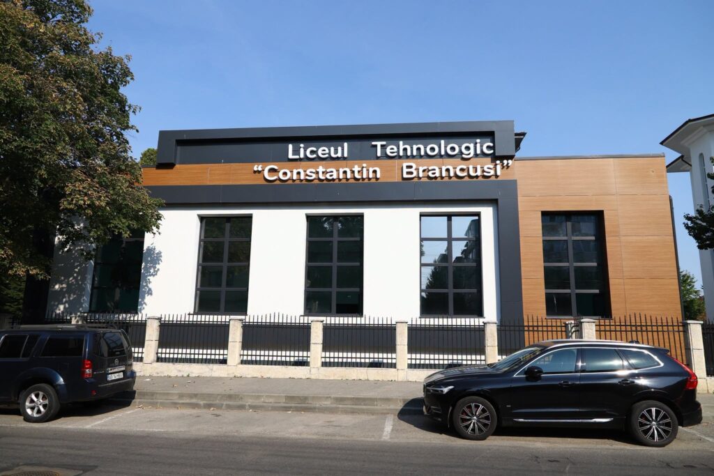 Investiție de 12 milioane de lei la Pitești! Renovarea energetică a Liceului „Constantin Brâncuși”, finalizată cu fonduri PNRR