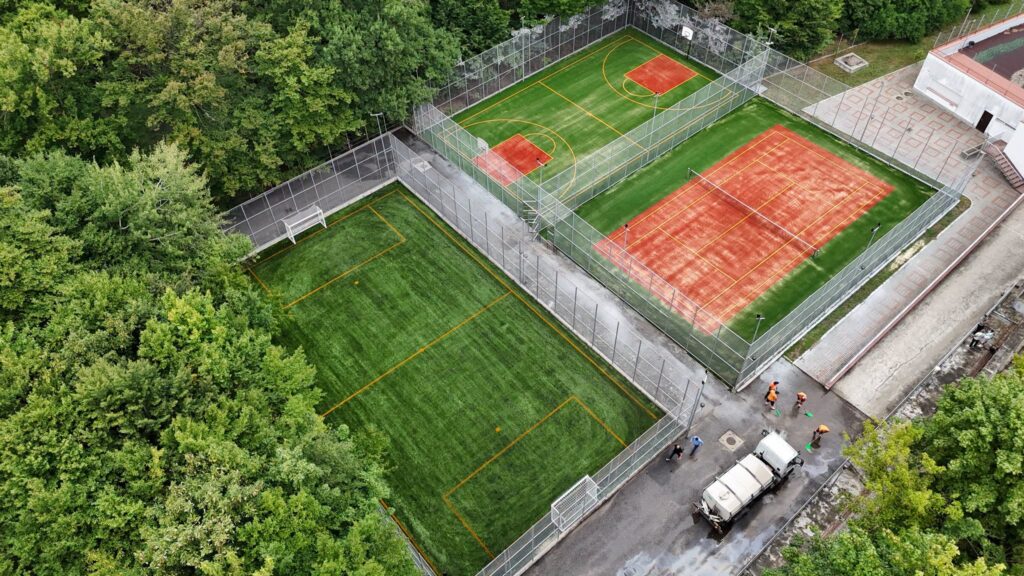 Investiție în sport și relaxare la Pitești! Terenurile din Baza de Agrement Trivale au fost complet modernizate