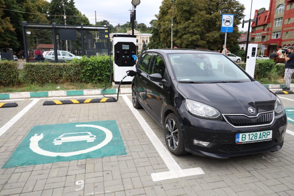 Proiect de peste 10 milioane de lei, recepționat la Pitești! Trafic mai sigur și rețea extinsă pentru vehicule electrice