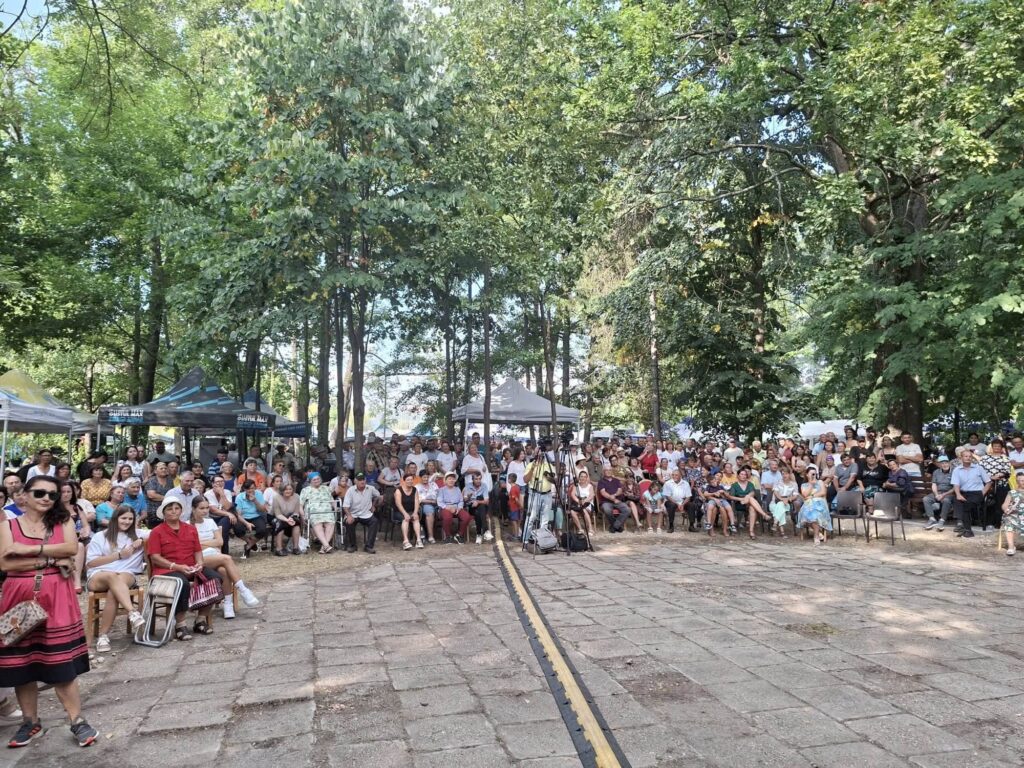 Reprezentanții PSD Argeș, alături de comunitățile din Ciomăgești, Corbeni și Poienarii de Muscel la sărbătorile locale