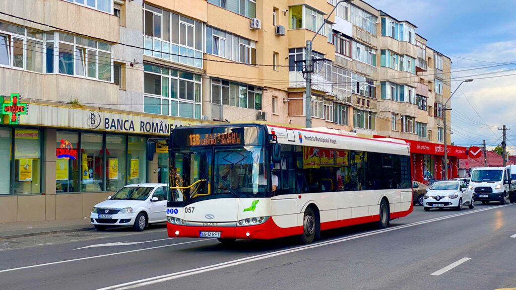 Șoferi Publitrans cercetați după reclamații privind aerul condiționat