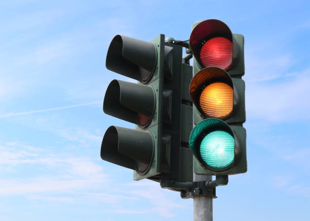 Avertisment pentru șoferi și pietoni: semafoare nefuncționale pe o stradă din Pitești