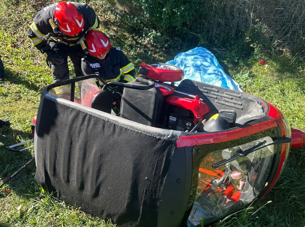 Tragedie la Merișani! Un bărbat de 79 de ani a murit după ce a căzut cu mopedul într-un șanț