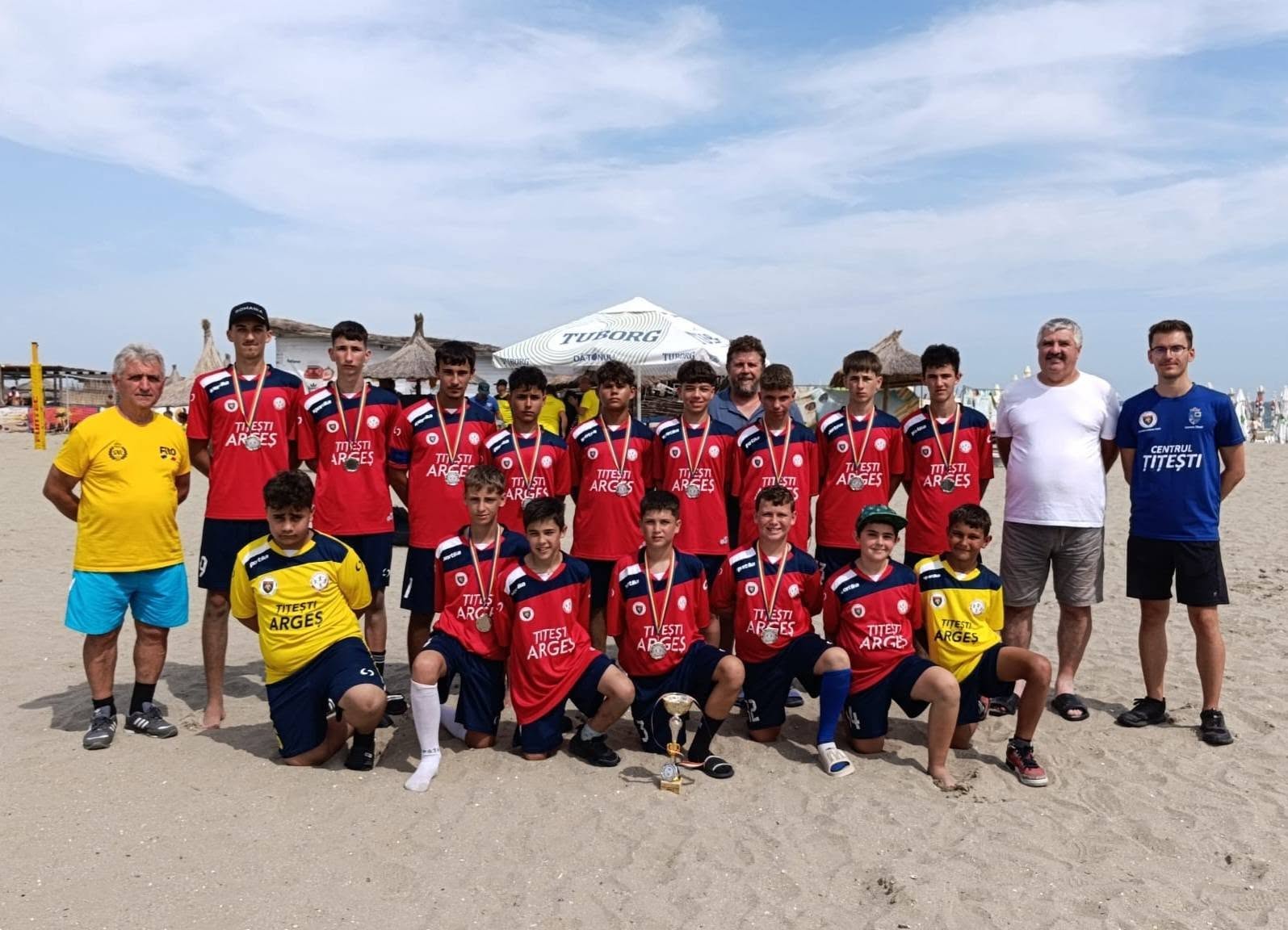 CS Olimpicii face istorie ca vicecampioană națională la oina pe plajă!
