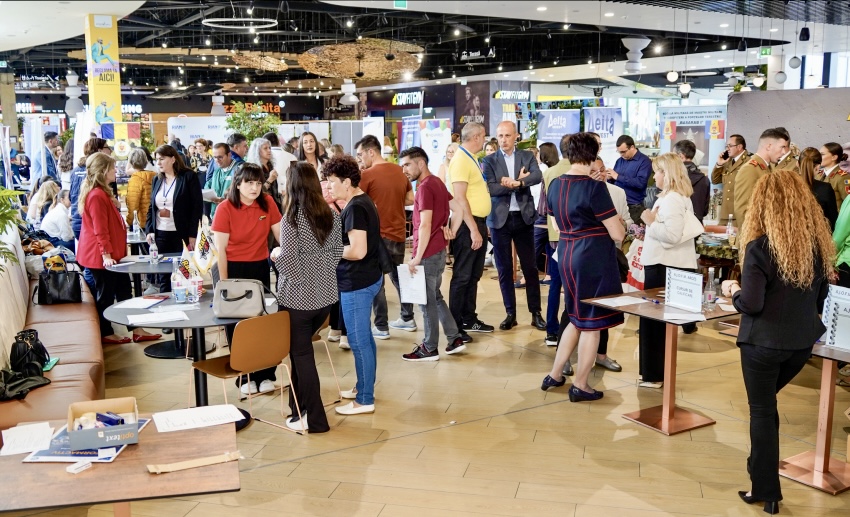 Argeș Mall găzduiește un târg de joburi pentru absolvenți