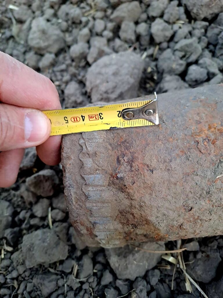 Proiectil exploziv de 100 mm, descoperit la Albota