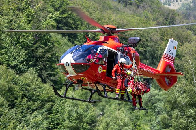 Două misiuni Salvamont în munții Leaota și Piatra Craiului