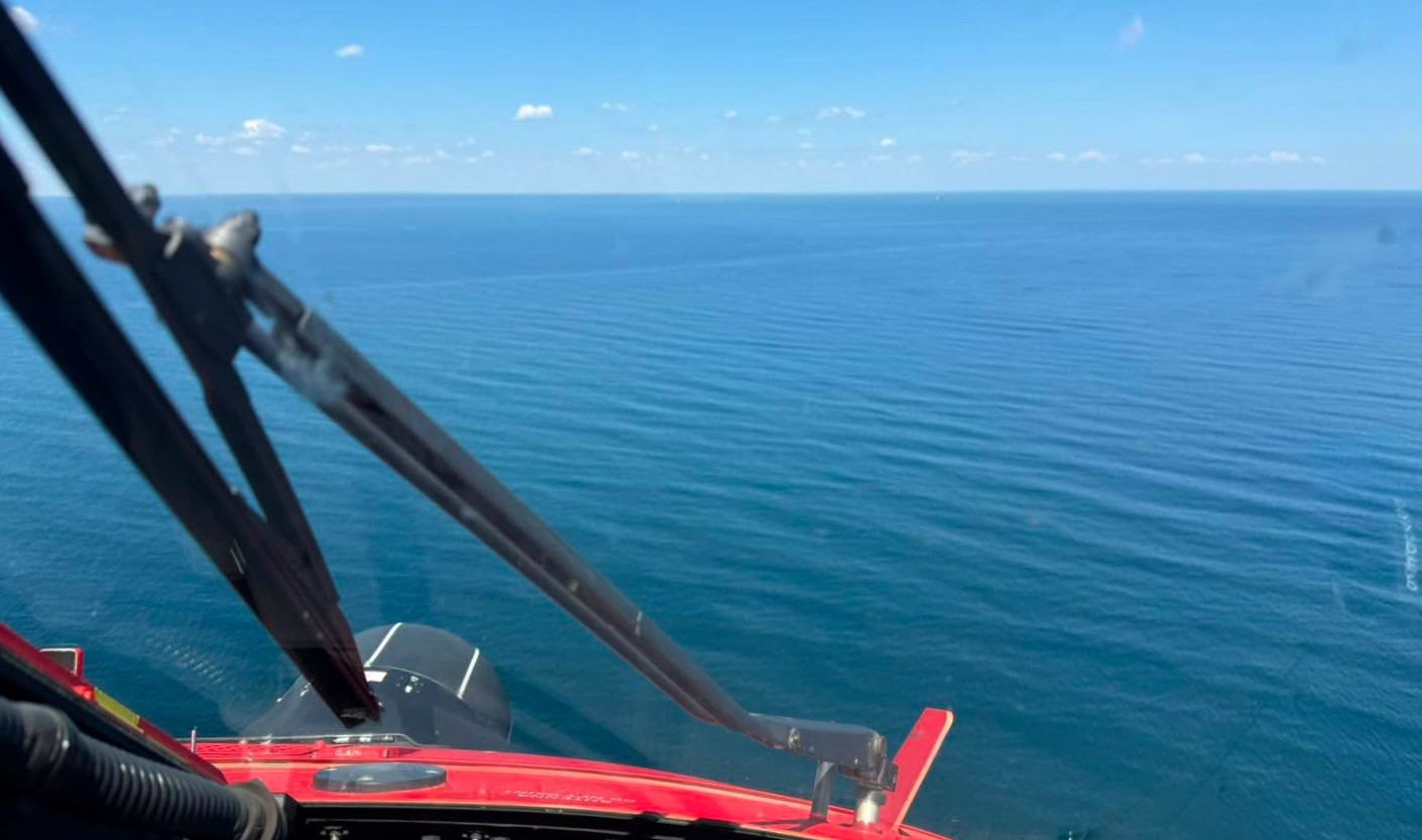 Misiune contra cronometru în Marea Neagră! Mobilizare masivă de elicoptere Black Hawk și nave de salvare pentru un echipaj aflat în pericol din cauza valurilor uriașe