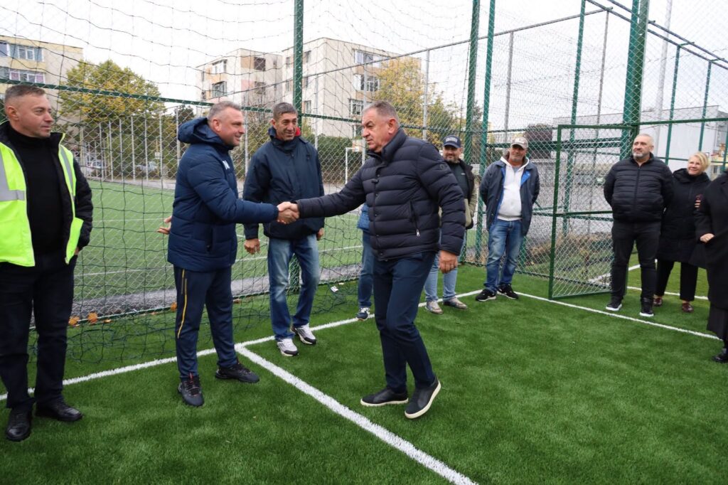 Investiție de ultimă oră în sportul piteștean! Primarul Cristian Gentea a dat vestea pe care o așteptau toți tinerii fotbaliști